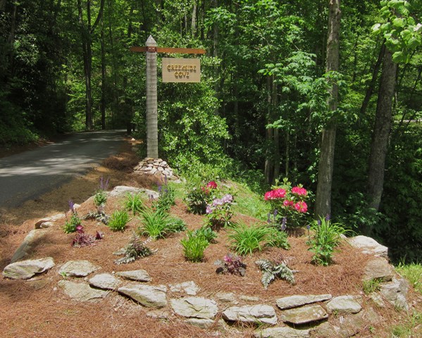 Entry on Wood Valley Road
